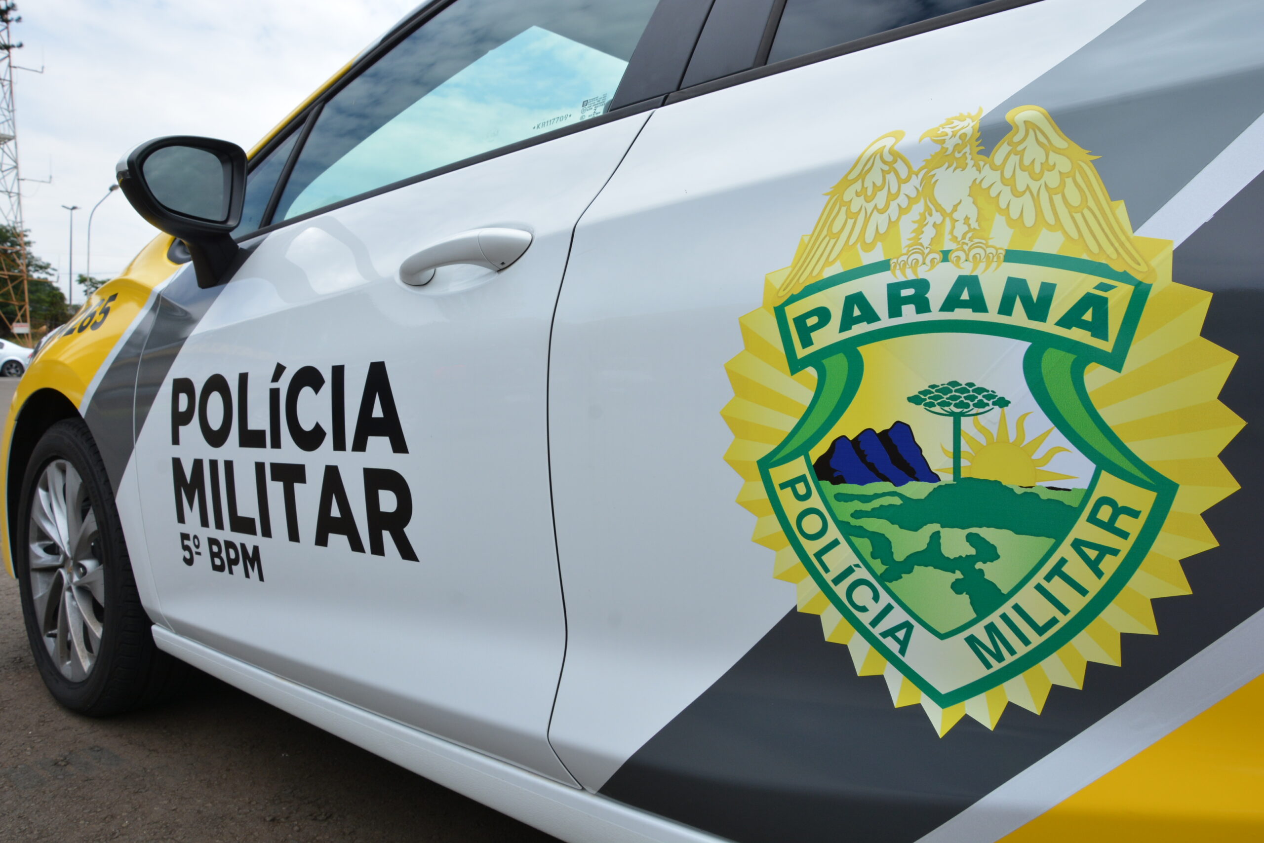 Homem com mandado em aberto por furto é preso pela PM em Douradina