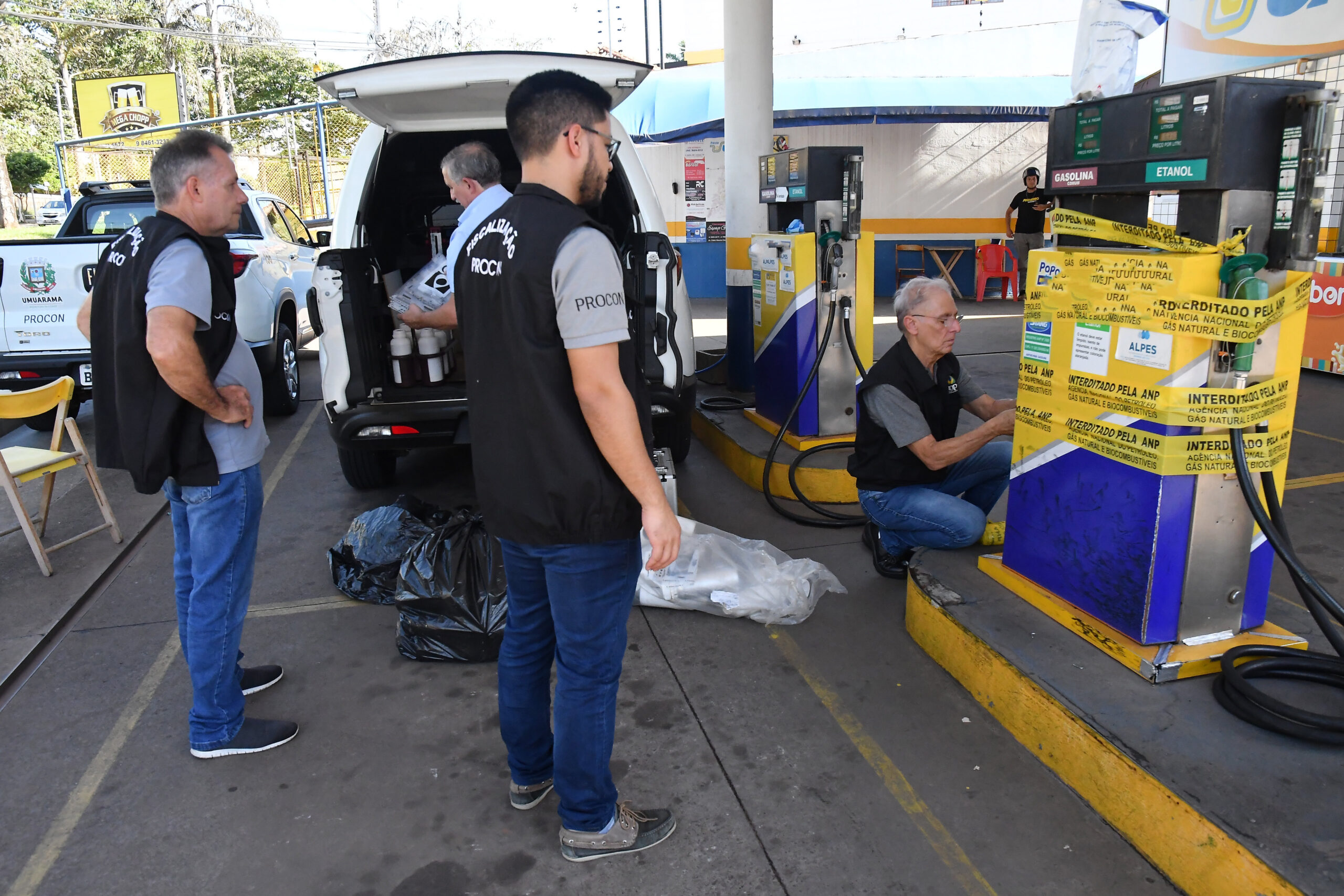 ANP lacra posto de combustível de Umuarama por suspeita de adulteração ANP lacra posto de combustível de Umuarama por suspeita de adulteração