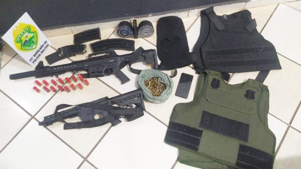 Homem que transportava armas de grosso calibre morre após confronto em Umuarama