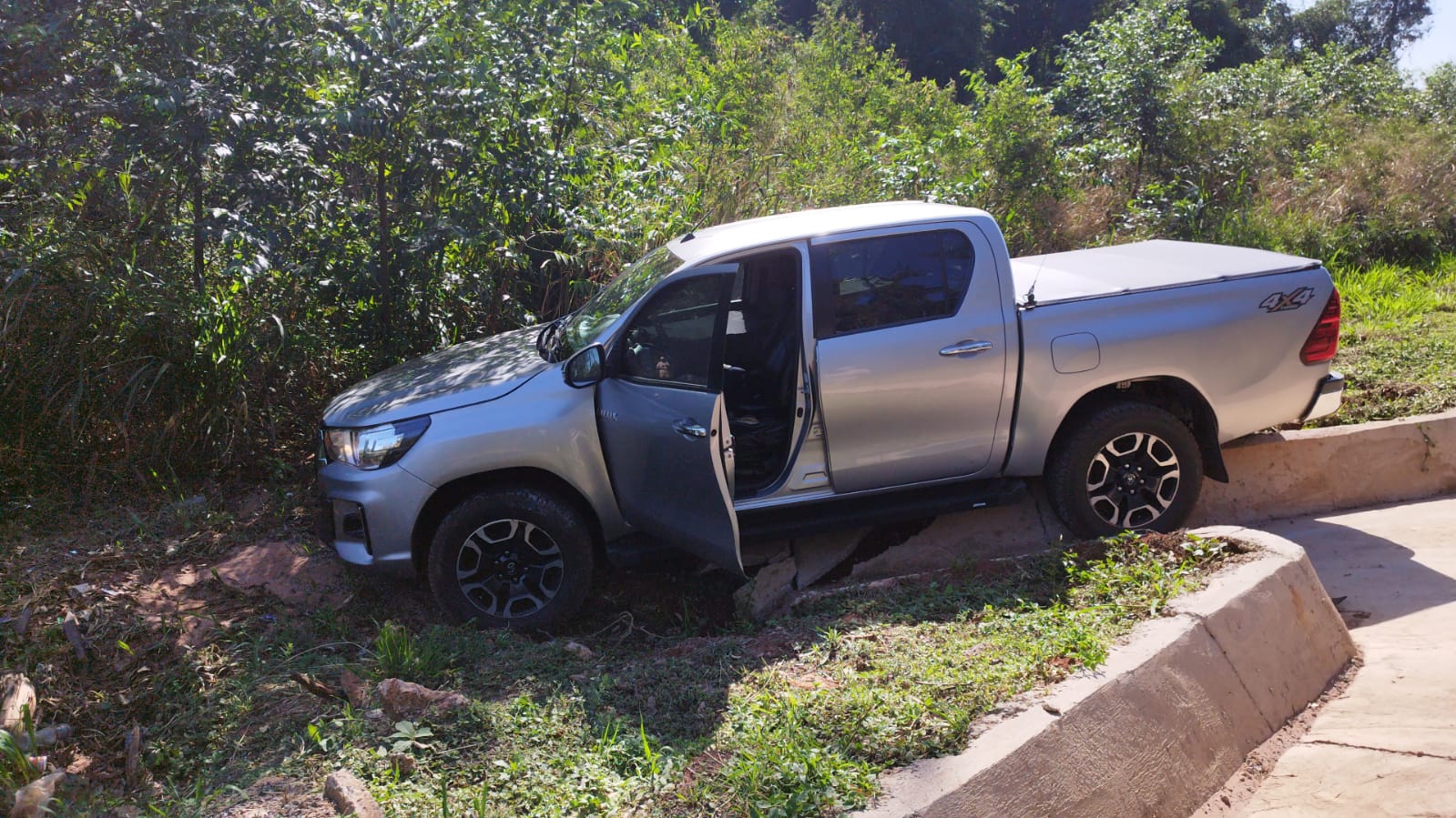 Umuarama: PM recupera Hilux furtada em março durante a Expo-Umuarama.