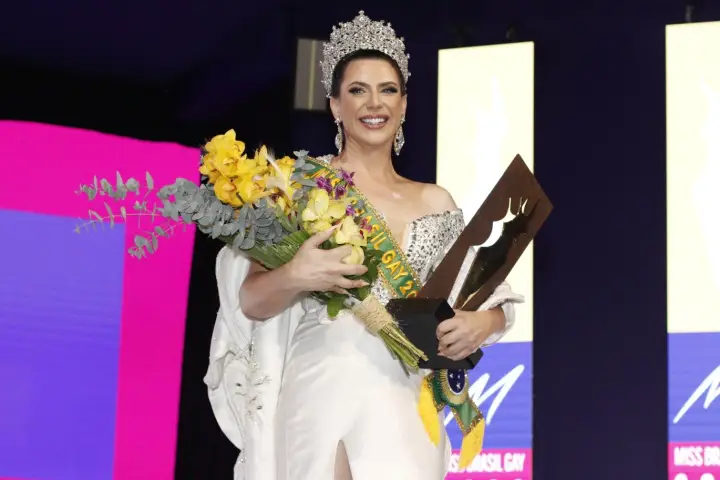 Icaraimense é eleita a 41ª Miss Brasil Gay em Juiz de Fora, Minas Gerais