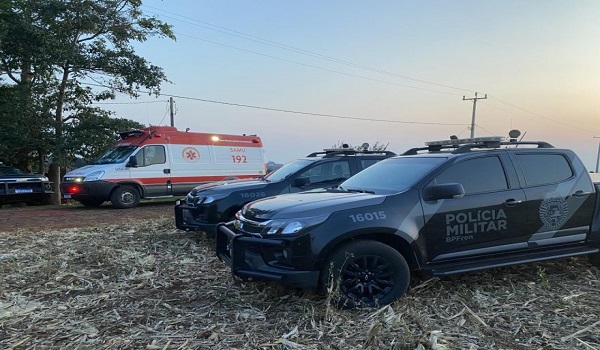 Polícia Militar de Fronteira é recebido a tiros, revida, o confronto termina em cinco mortos. Polícia Militar de Fronteira é recebido a tiros, revida, o confronto termina em cinco mortos.