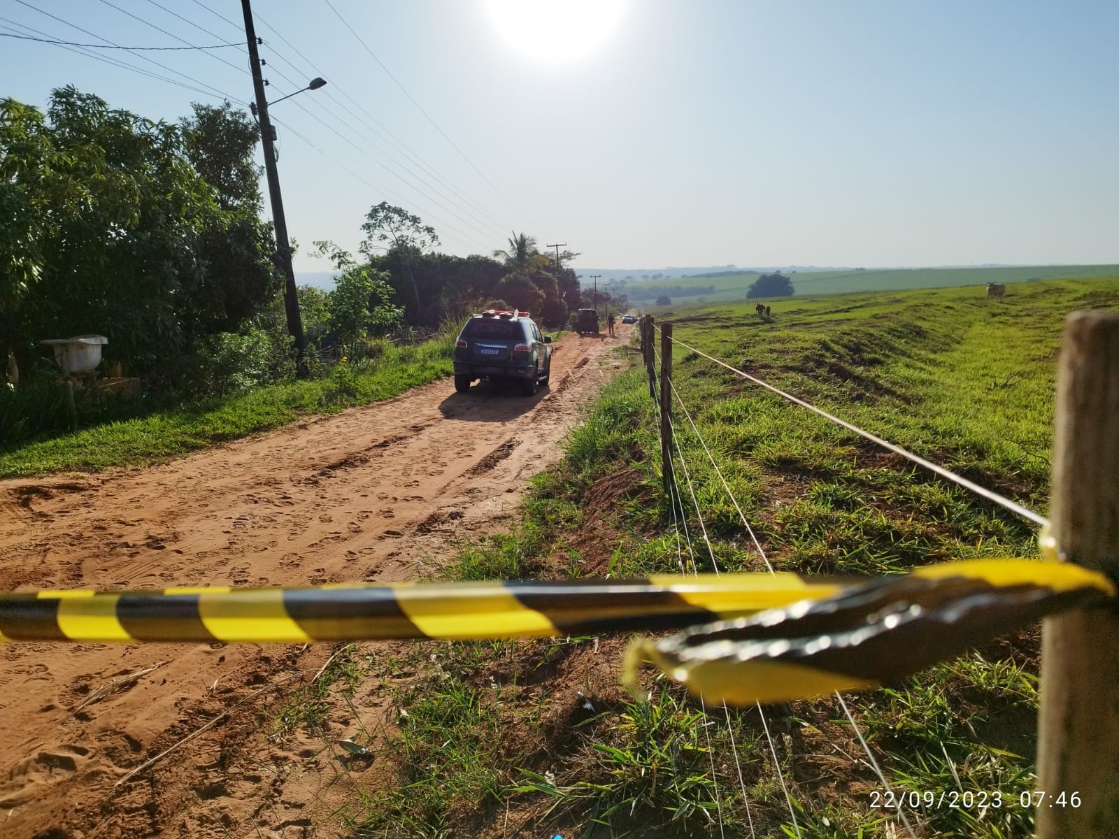 EM ANDAMENTO; Envolvido na morte de PM faz duas pessoas reféns em Ivaté