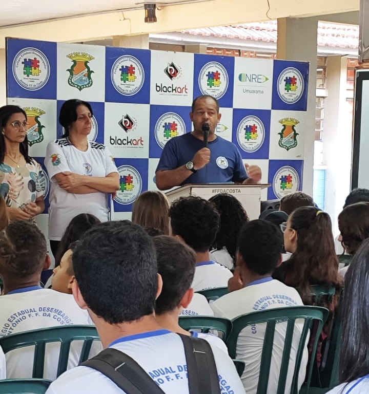 Colégio estadual promove concurso de redação “Minhas escolhas, meu futuro”