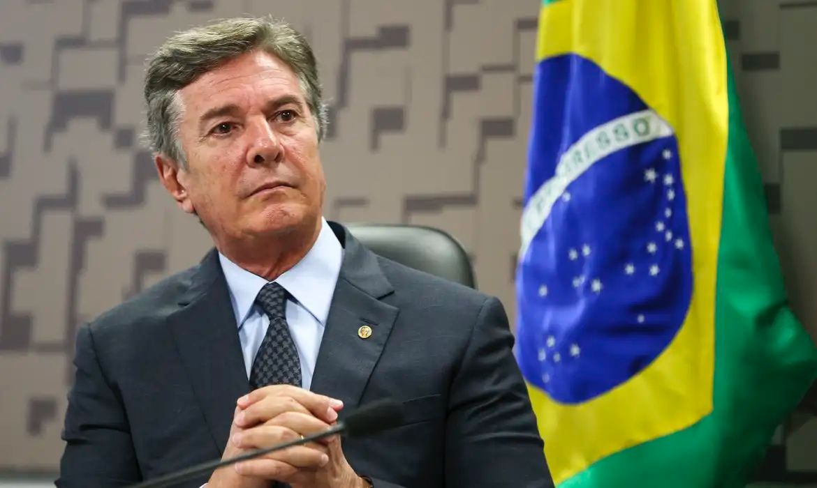 Ex-presidente Fernando Collor é preso em Maceió Ex-presidente Fernando Collor é preso em Maceió